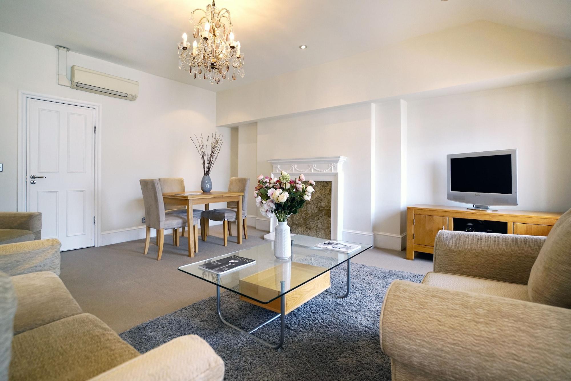 17 Hertford Street London Exterior photo