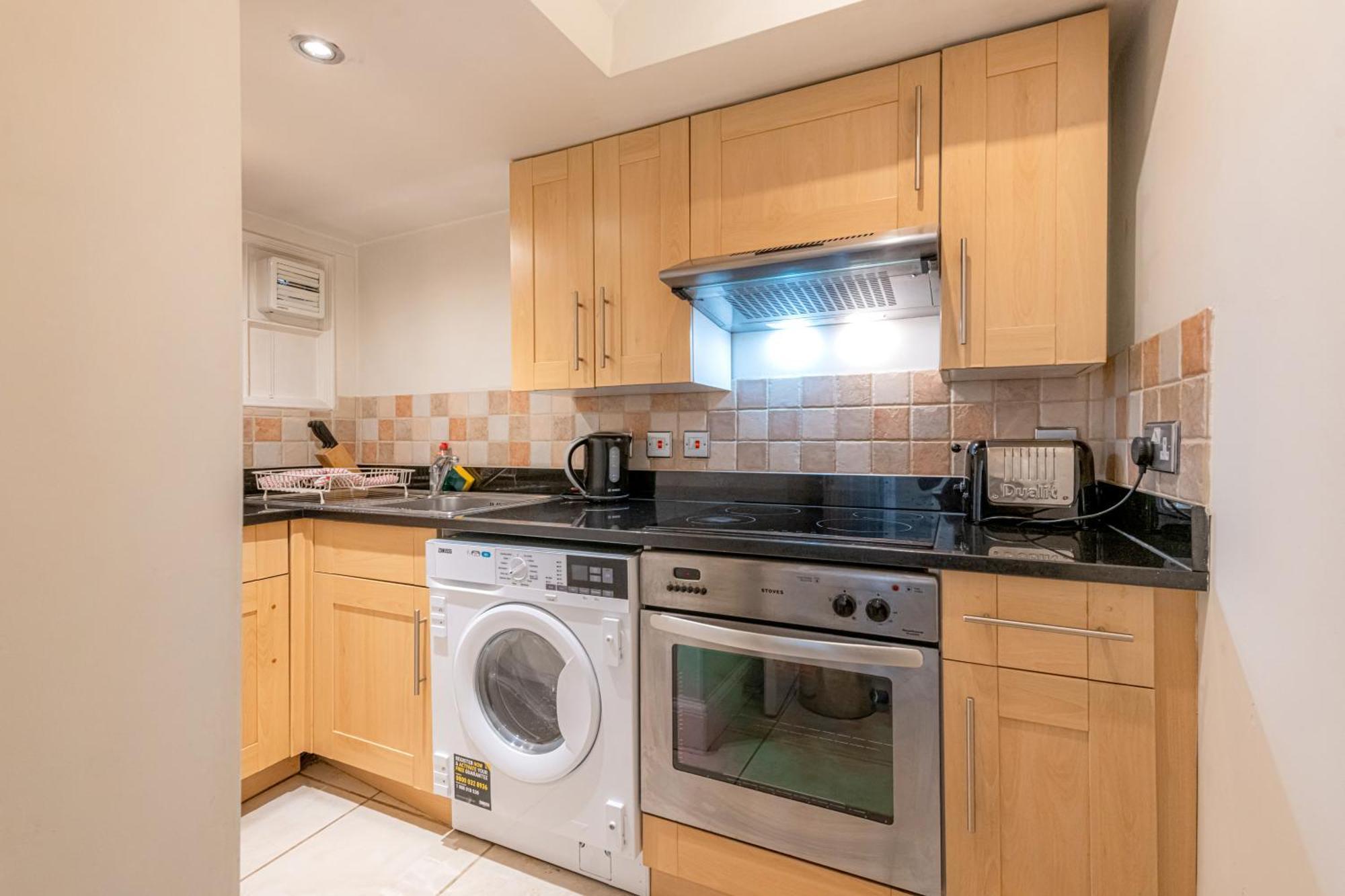 17 Hertford Street London Exterior photo
