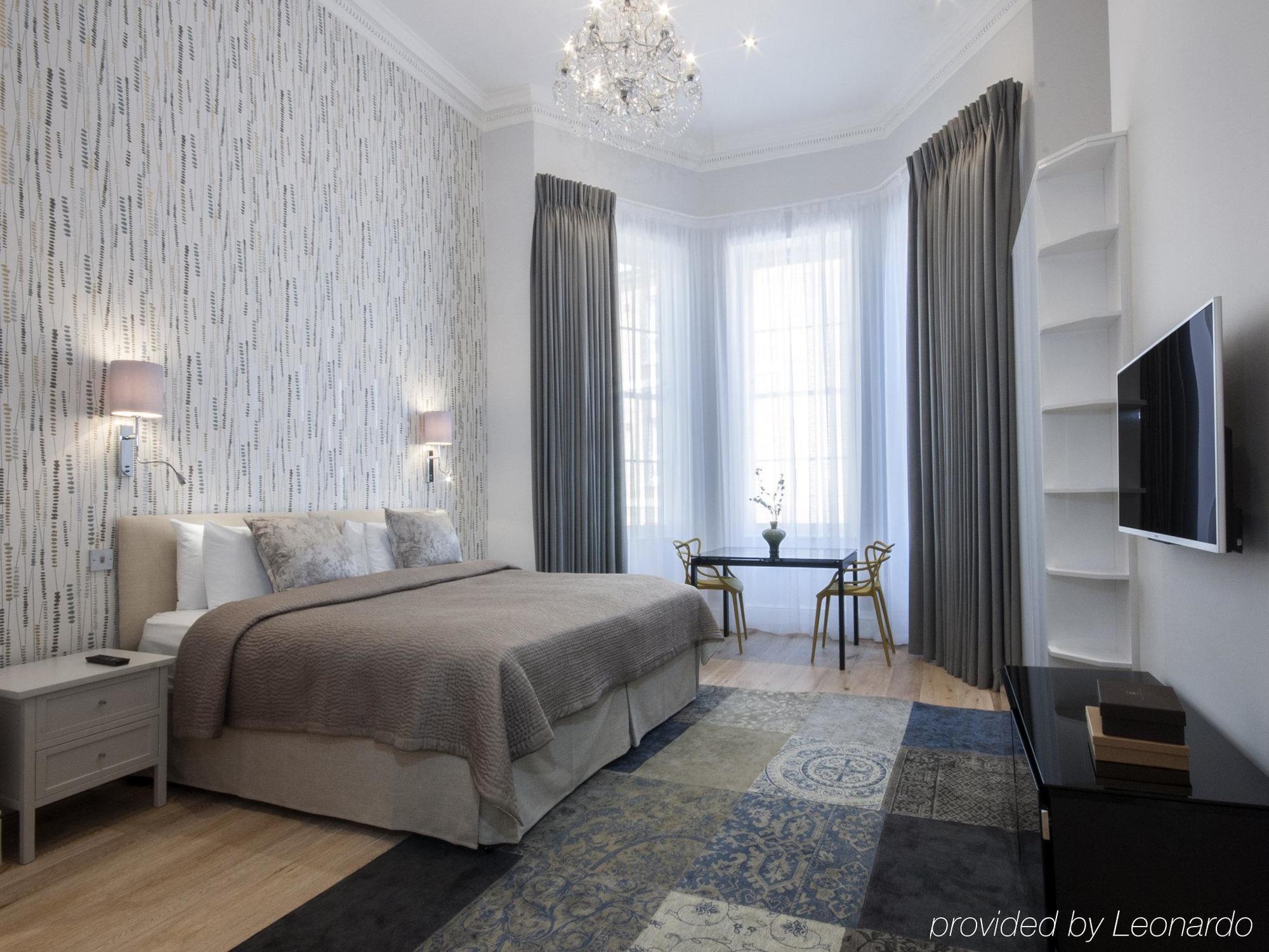 17 Hertford Street London Exterior photo