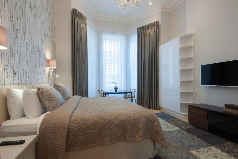 17 Hertford Street London Exterior photo